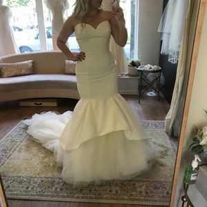 Justin Alexander Wedding Dress